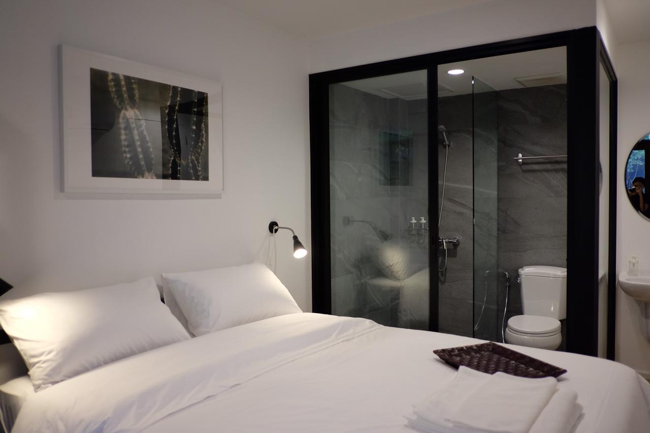 Haus Sathorn 21 Bed And Breakfast Бангкок Экстерьер фото