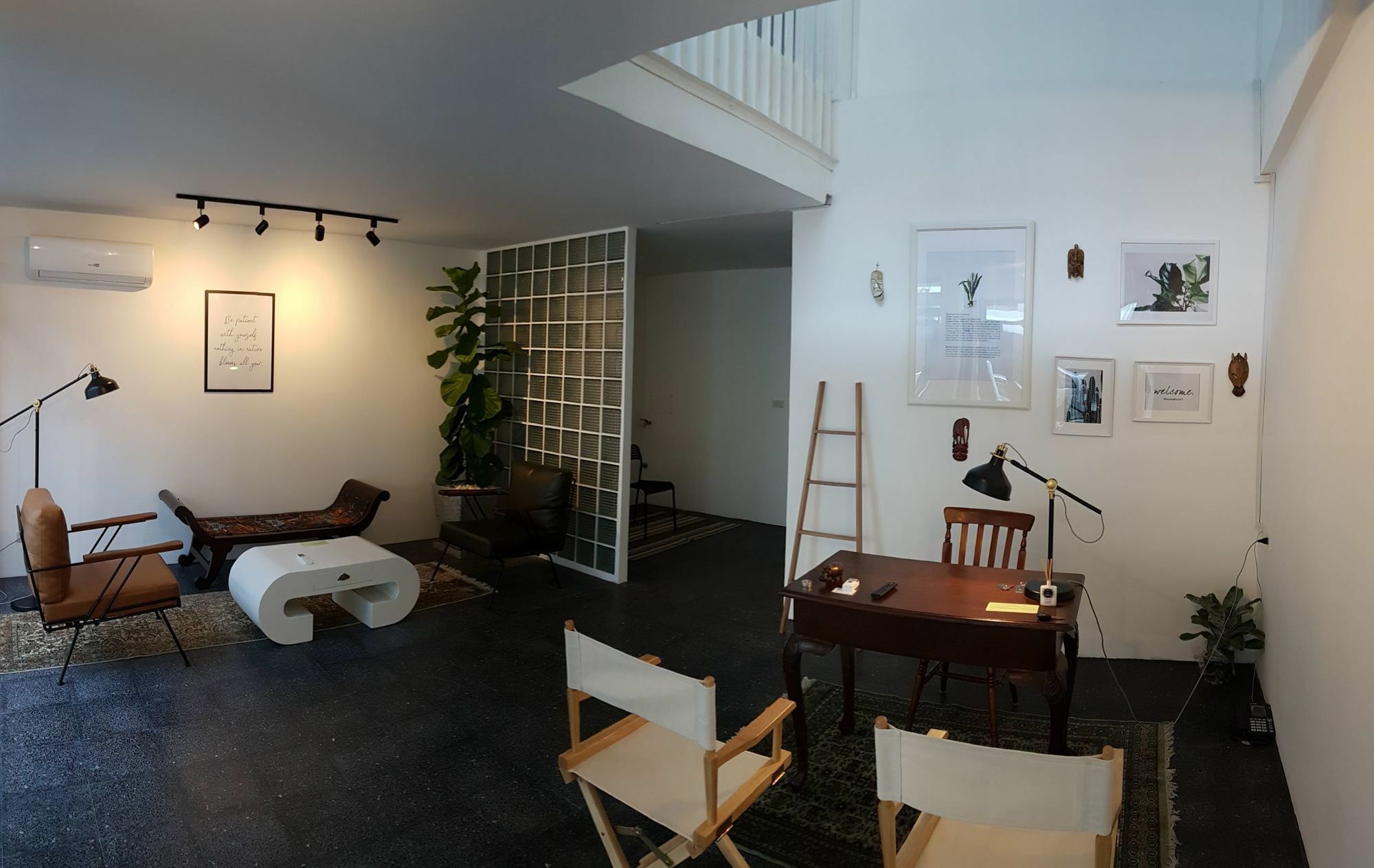 Haus Sathorn 21 Bed And Breakfast Бангкок Экстерьер фото