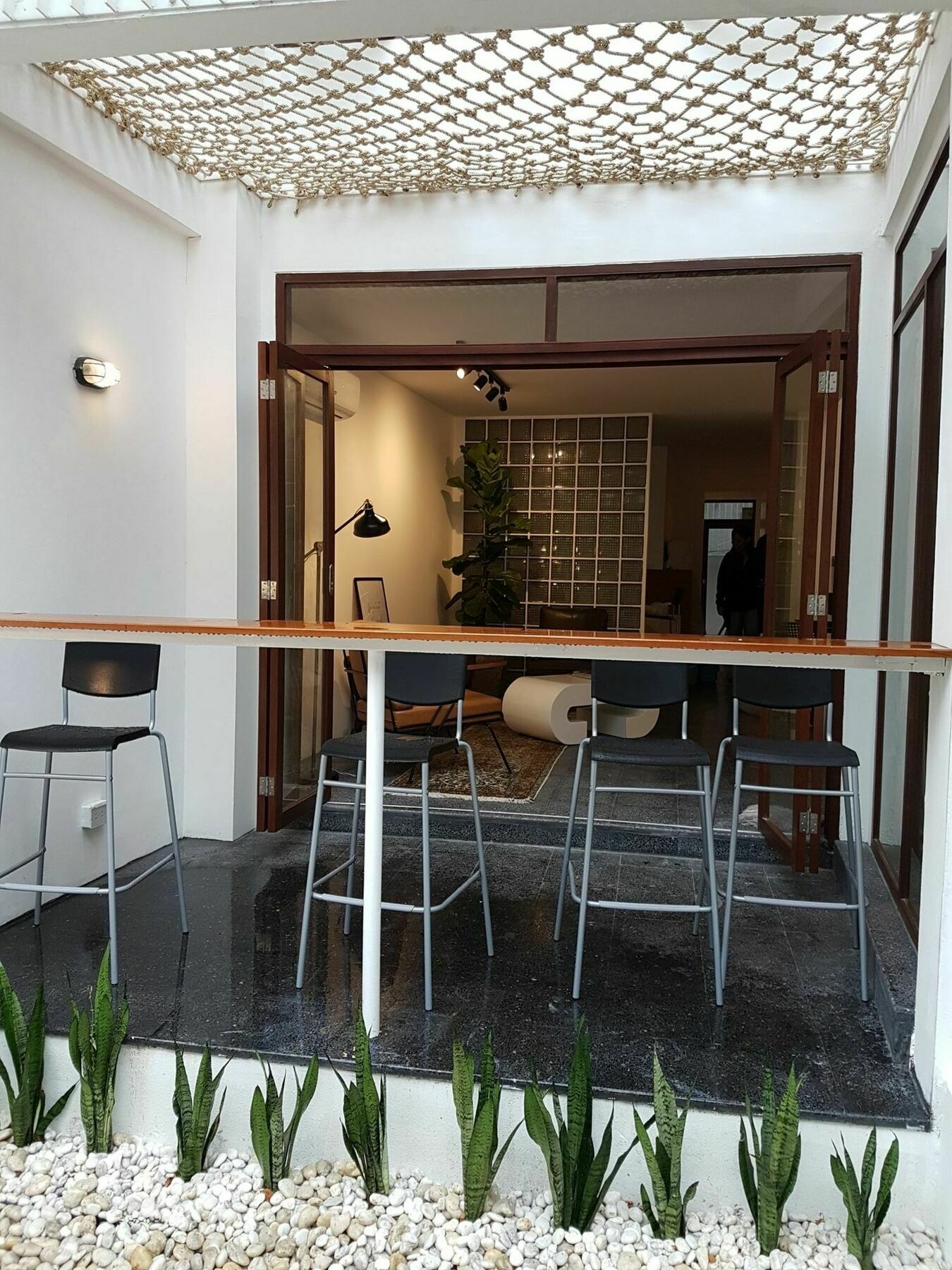 Haus Sathorn 21 Bed And Breakfast Бангкок Экстерьер фото